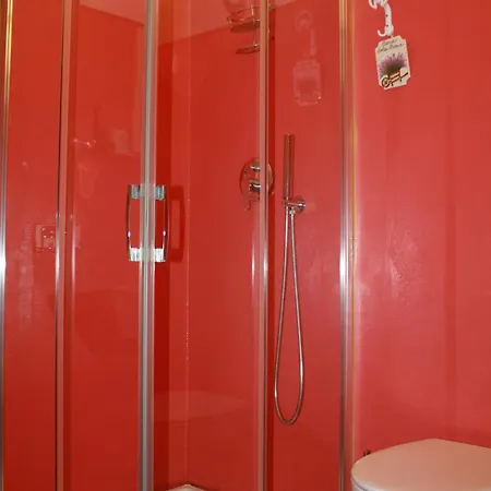 ファームステイ La Quercia インペリア